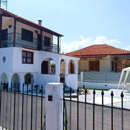 Karma Seaside Maison Сasa de vacaciones