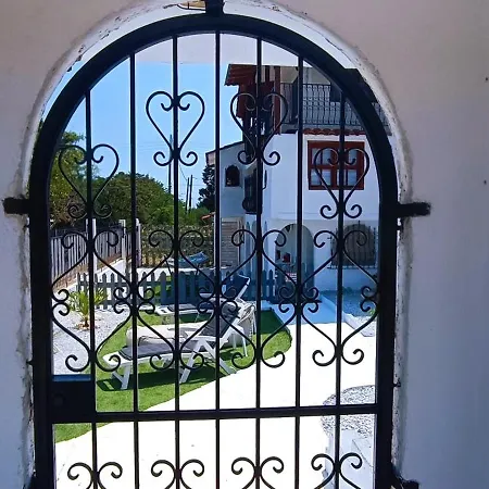 Karma Seaside Maison * Аспровальта