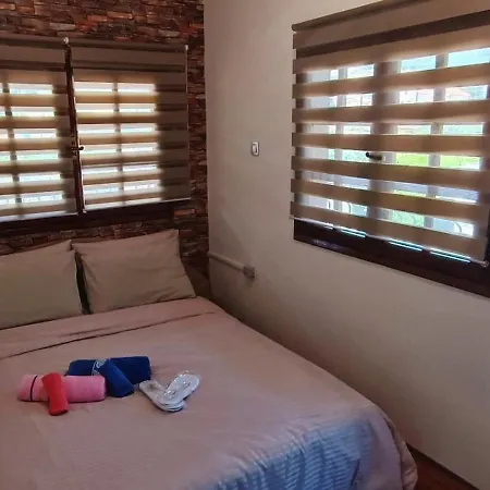 Karma Seaside Maison アスプロヴァルタ