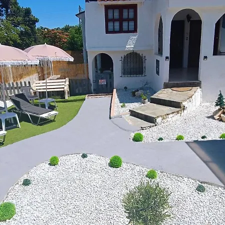 Karma Seaside Maison Сasa de vacaciones