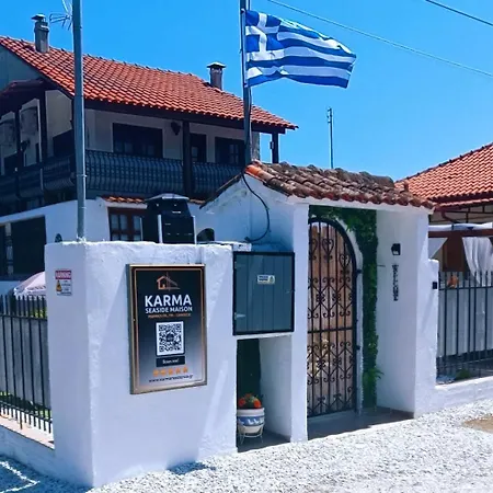 Karma Seaside Maison Сasa de vacaciones