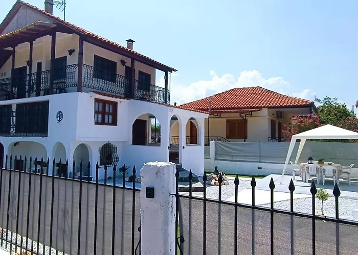 Karma Seaside Maison Case de vacanță