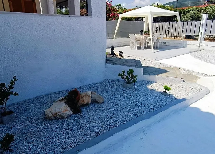 Karma Seaside Maison Case de vacanță *